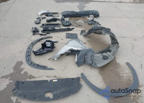 2020 Lexus Nx 300 z USA, uszkodzony, nr VIN JTJDARBZ5L5003902